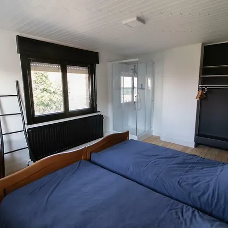 Nyaraló Rustig, Gezellig Zonnig Vakantiehuis Op 100 M Van De Zee In Sint Idesbald. Uniek
